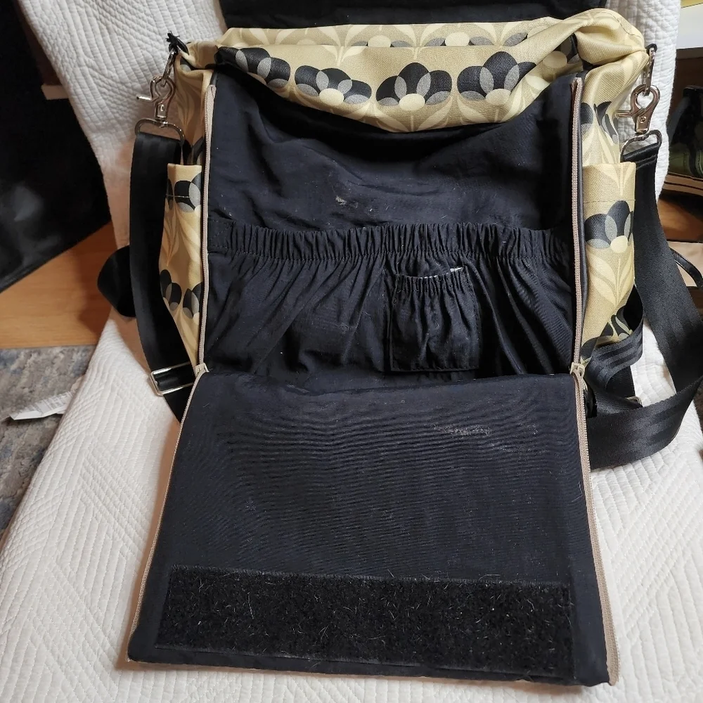 Petunia‎ Pickle Bottom diaper bag backpack. Multiple ways to carry.